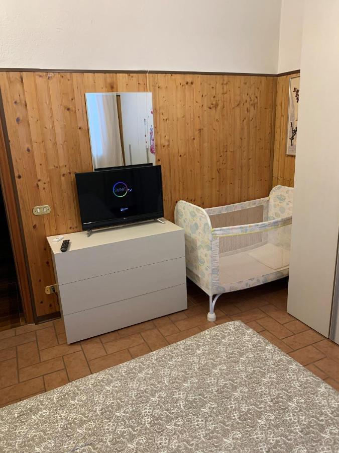 Casa Fabbrichina Daire Gambassi Terme Dış mekan fotoğraf